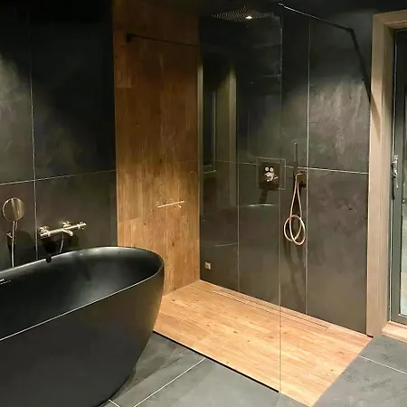 Feriehus Luxurious Family By The Trails Svingvoll