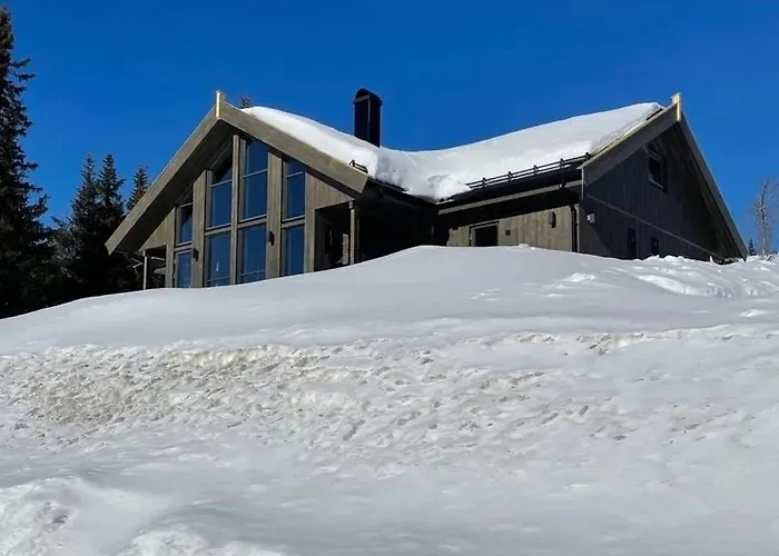 Luxurious Family By The Trails Holiday home