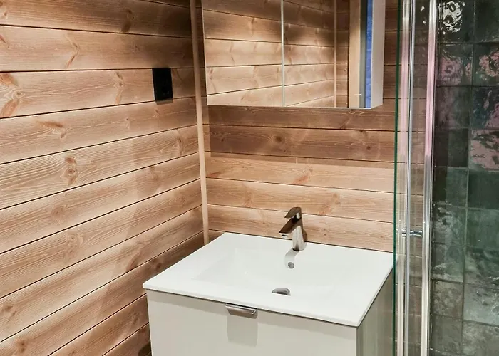 Luxurious Family By The Trails Holiday home Svingvoll